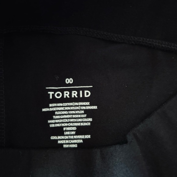 Torrid Women’s Black Full Length Signature Waist Flocked Spiderweb Legging Sz 00 - Picture 8 of 12